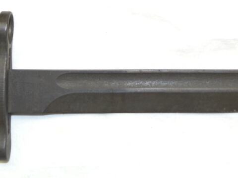 Experimental T2 bayonet made by Hotpoint.