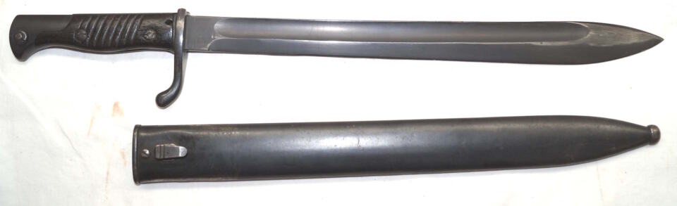 BAVARIAN S98/05nA bayonet with scabbard.