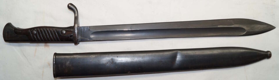 BAVARIAN S98/05nA bayonet with scabbard.