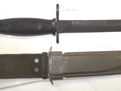 M4 bayonet with M8A1 scabbard KM-4